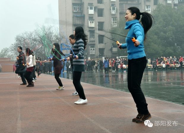 跳繩挑戰(zhàn)。
