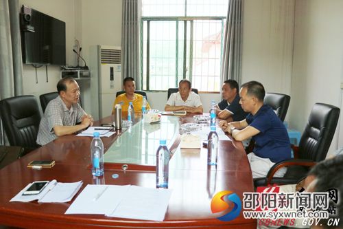 黃進(jìn)錄在土橋農(nóng)場部署救災(zāi)工作