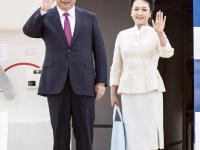 彭麗媛隨習(xí)近平出訪三國(guó) 多套造型素雅端莊