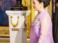 彭麗媛隨習(xí)近平出訪三國(guó) 多套造型素雅端莊