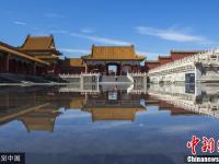 雨后北京開啟蔚藍(lán)模式 故宮現(xiàn)“天空之鏡”