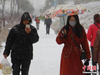  青海立冬降暴雪 民眾出行受影響