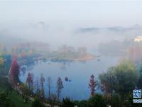  貴陽(yáng)：初冬霧景美如畫