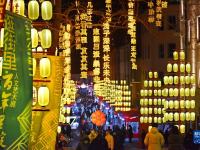青島：老街里院賞花燈
