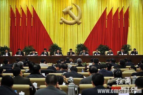 12月29日,中共湖南省委十届二次全会在长沙召开。