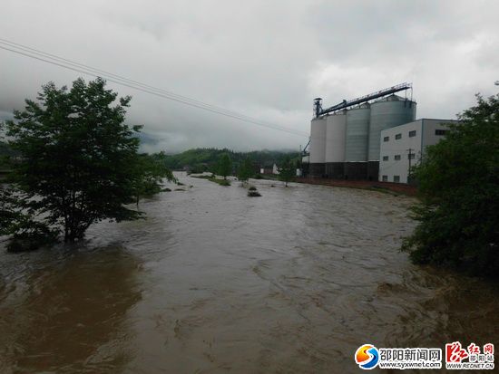 绥宁县瓦屋塘乡受灾
