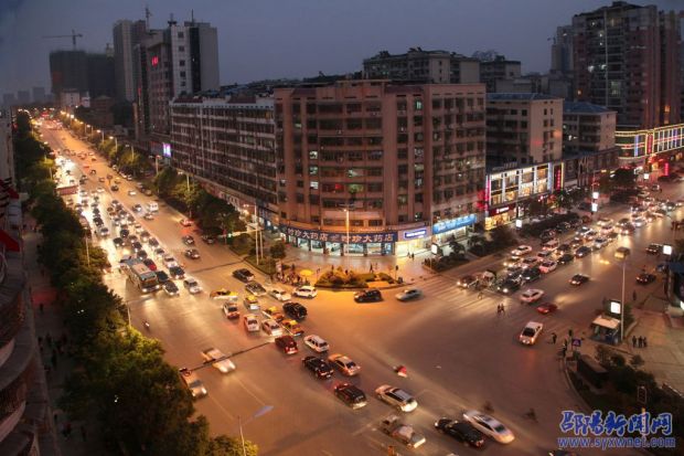 夜幕下的宝庆路3