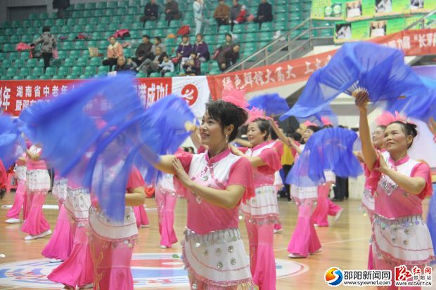 运动员在进行比赛