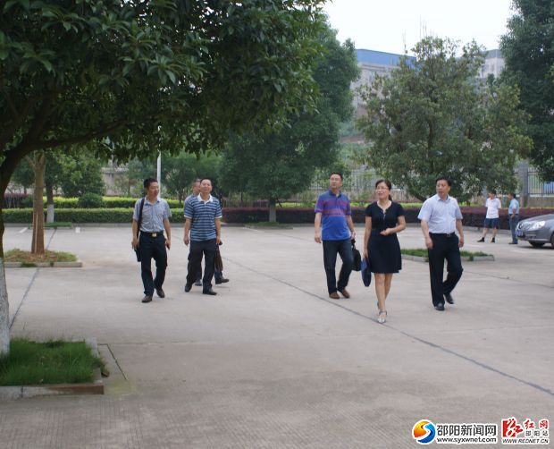 王东晖处长调研_2345看图王(2)