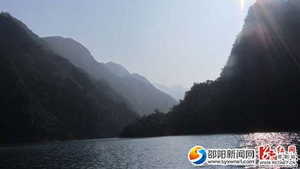 半江风光（网络图）