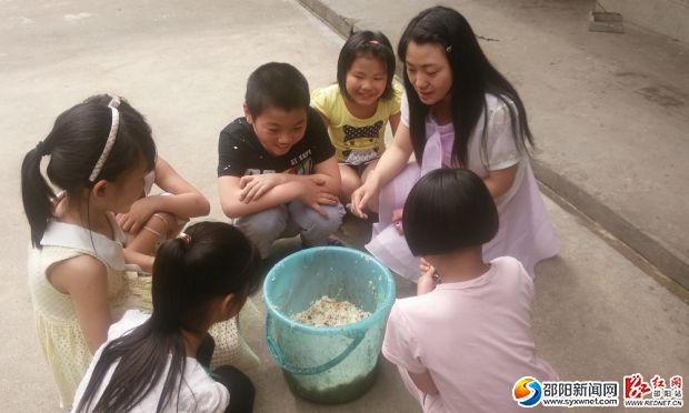 爱惜粮食教育现场
