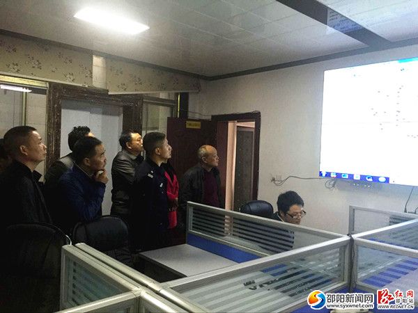 图为观摩现场