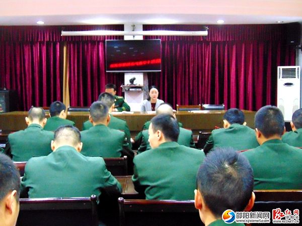 图为红十字初级救护员培训开班现场