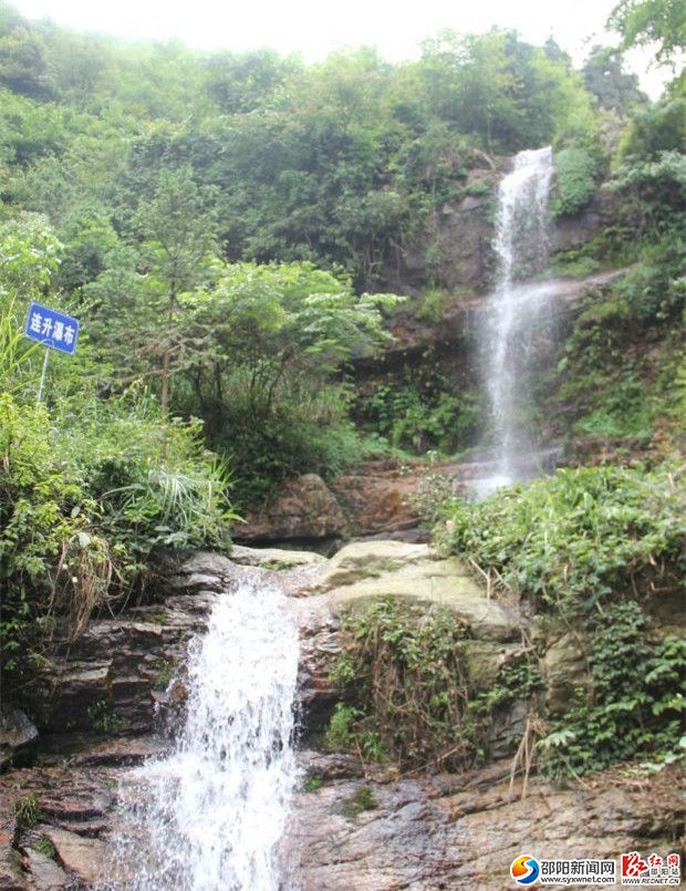 石人村的风景。(图 刘正飞)