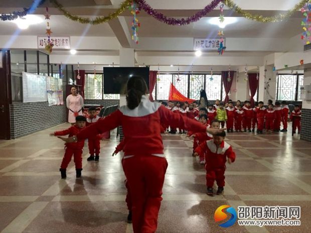 QQ图片20170315095300_副本1000跳舞
