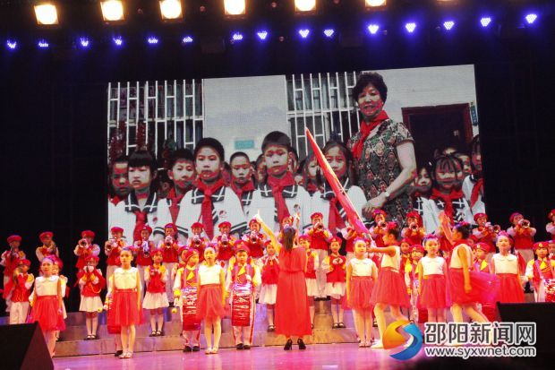 东方红小学——鼓号综艺《心中的红领巾》辅导老师 肖艳君、李小英、李士宇、范雨姻、林莎1