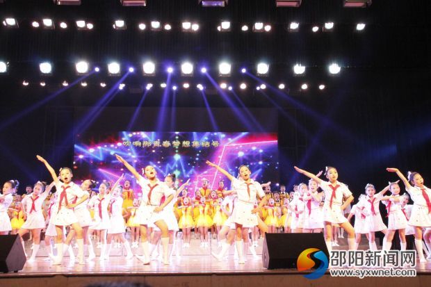 梨子园小学歌舞《为梦想时刻准备着》辅导老师:黄小英、孙微、刘美英2