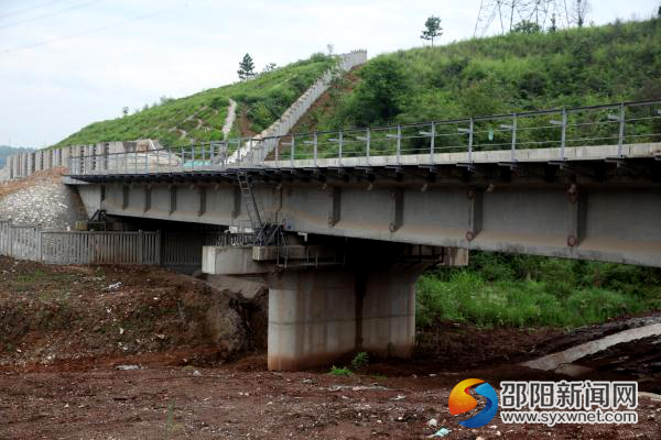 6怀邵衡铁路桥梁
