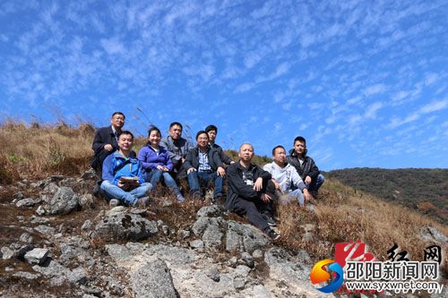 省住建厅一行与湖南南山国家公园工作人员合影