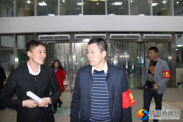 贺铁民在人民医院督查
