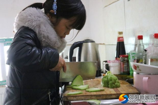 五岁时就开始学习做饭