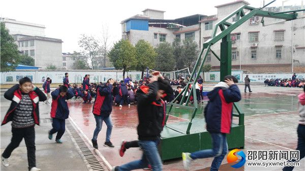 迅速撤离