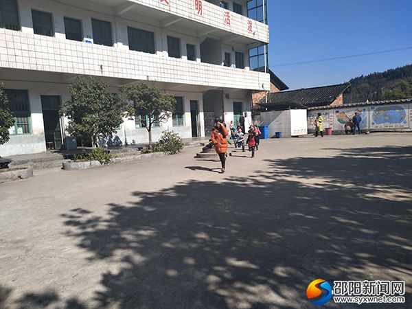 紧急疏散现场