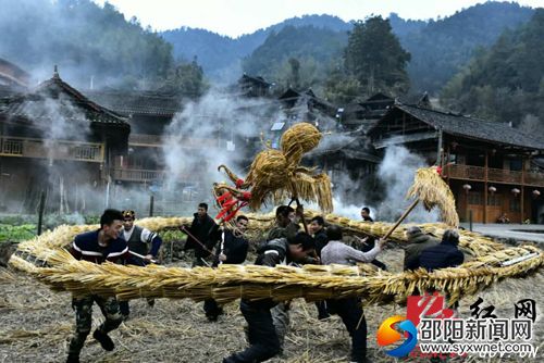 草龙与傩戏1