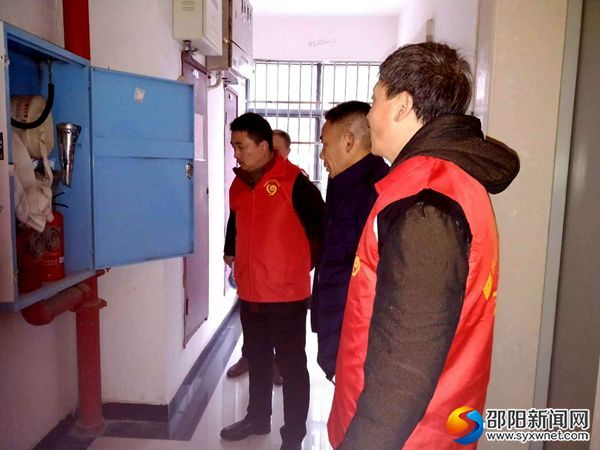 查看楼层电梯间消防设施情况