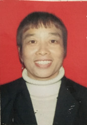 贺爱春寸照
