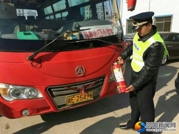 查验设备细致入微