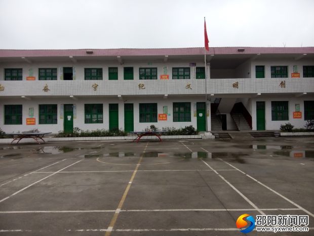 焕然一新的校园