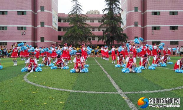 小学生啦啦操:我爱运动