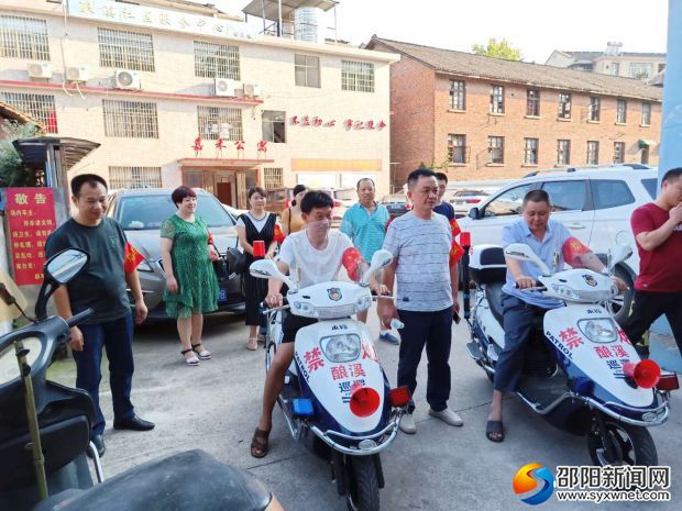 社区禁炮巡逻