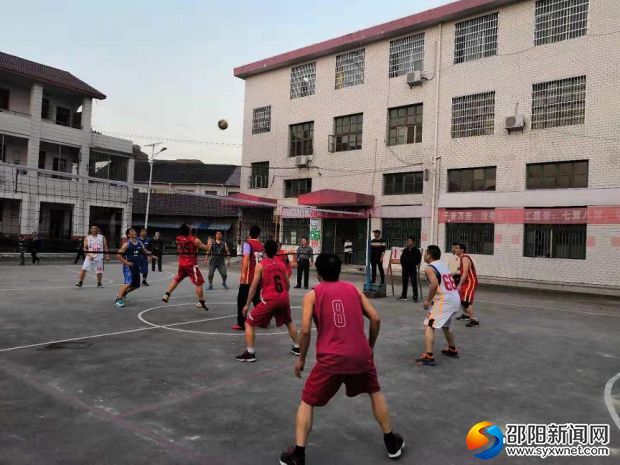 高沙镇中学和田家渡中学排球友谊赛