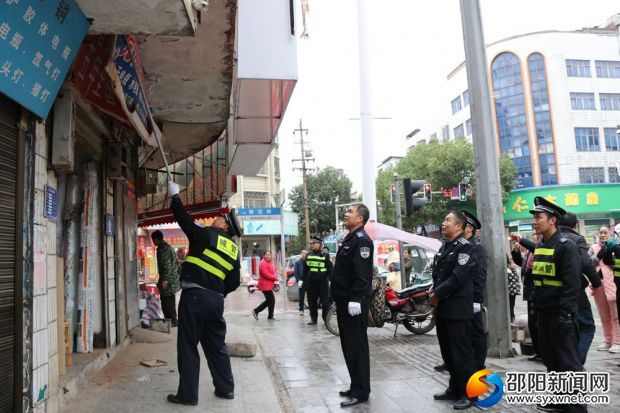 联合执法行动现场_副本