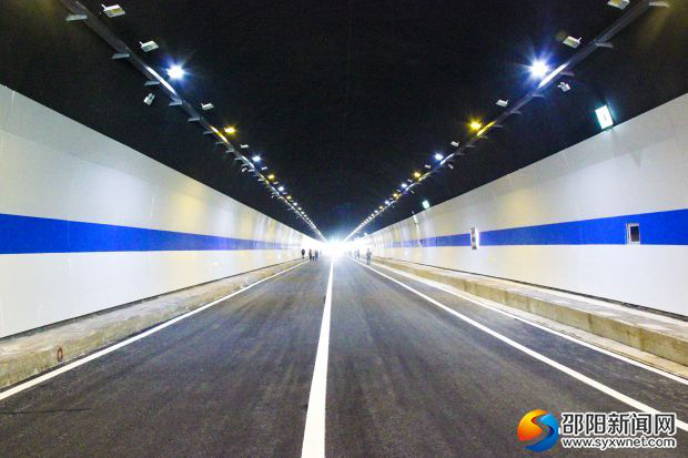 新华路隧道通车