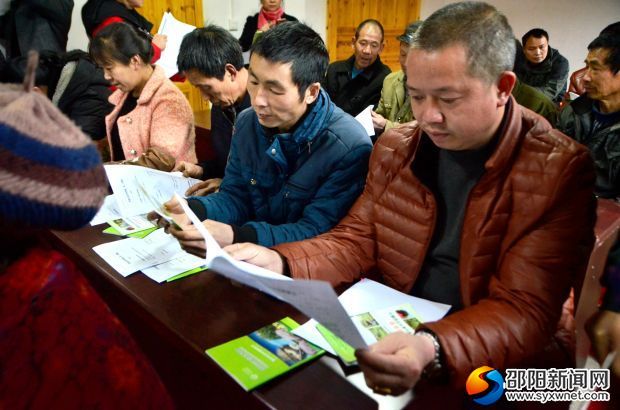 发放科普资料