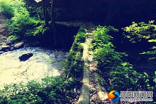 当年红军通过后村民重架的便桥