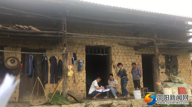 家访中