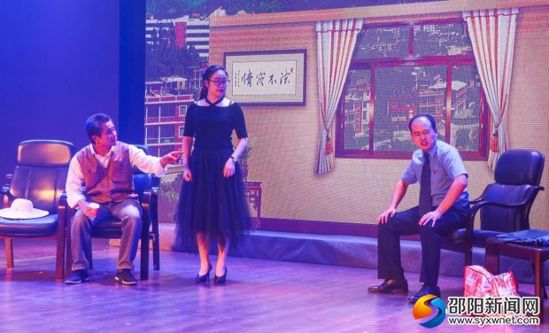 444小品《情与法》1