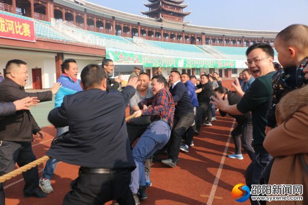 图为比赛现场