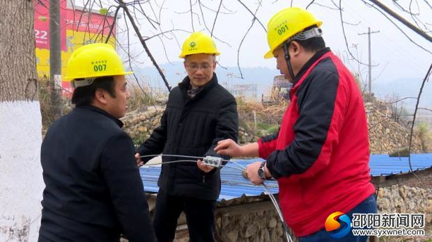 绥宁县加快村村通向户户通升级工程建设