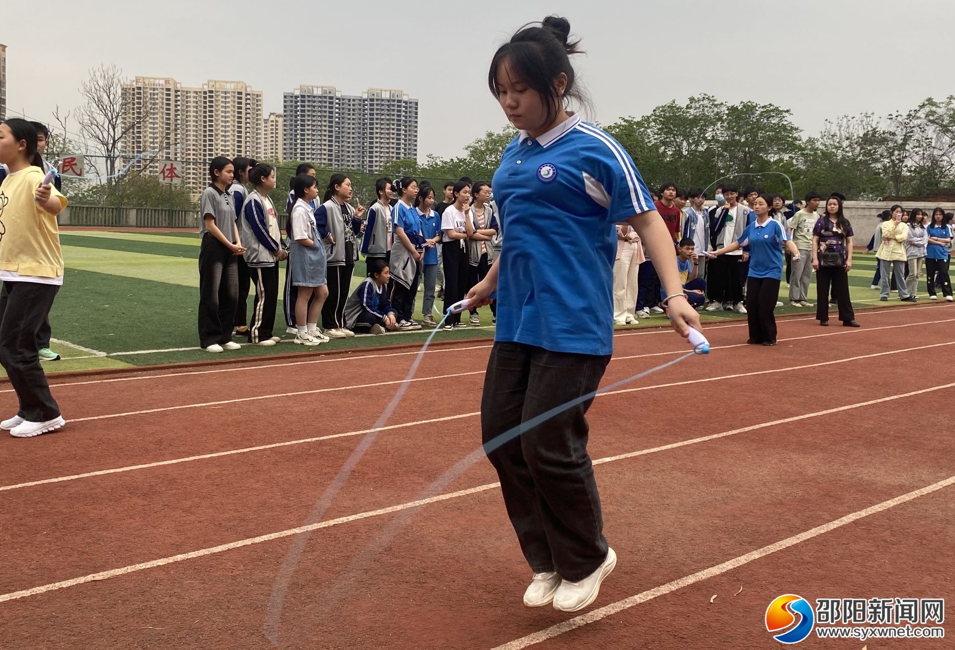 邵阳市第九中学跳绳比赛圆满举行