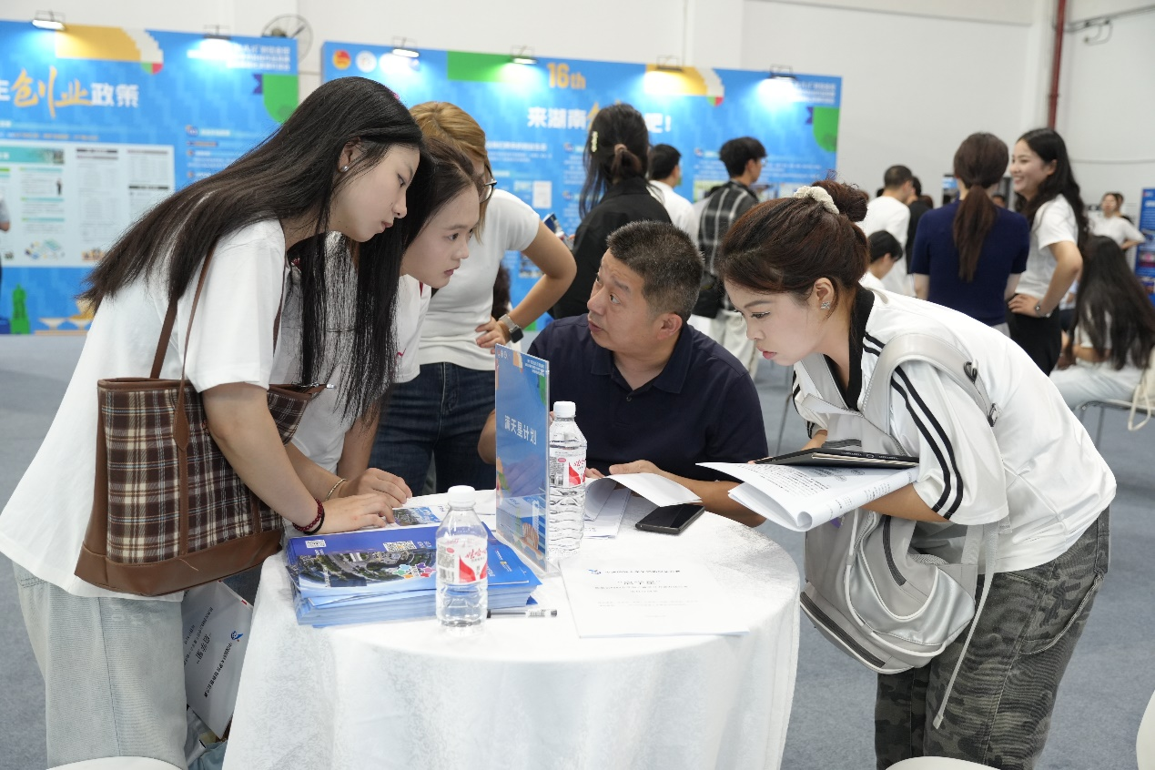 奔跑，湖南邵阳的青春纪念册_fororder_5