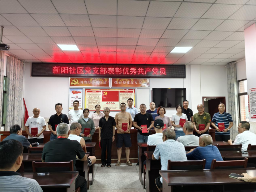 正在上传...