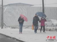  强降雪袭吉林 局地气温将骤降18℃