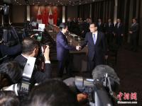 李克强应约会见日本首相安倍晋三