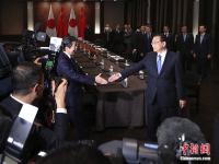 李克强应约会见日本首相安倍晋三