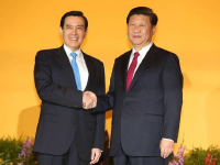 习近平、马英九进行历史性握手